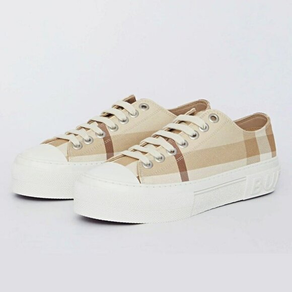 Burberry Women's Jack Checked Low Top Sneakers Size 36 (MSRP $675) - Picture 1 of 11